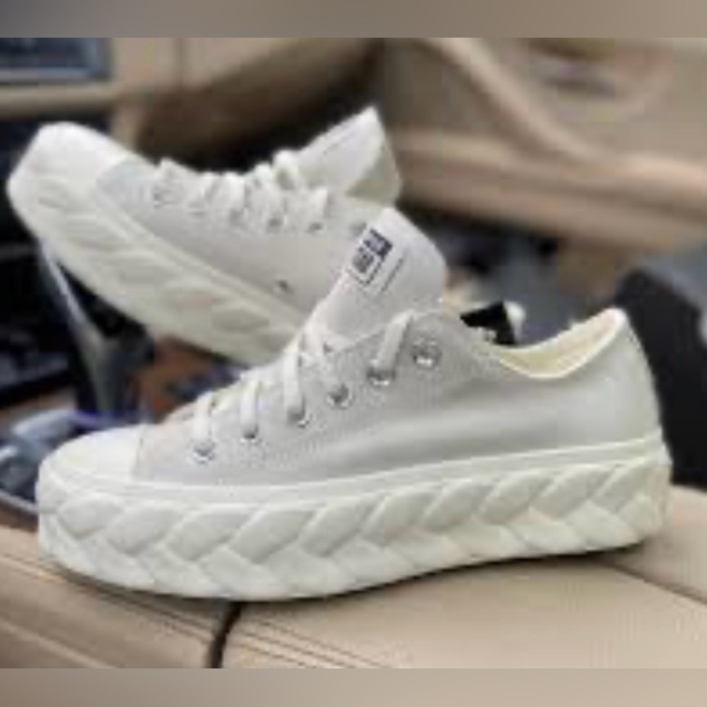 Converse Wmns Chuck Taylor All Star Platform Low 'Runway Cable - Egret'